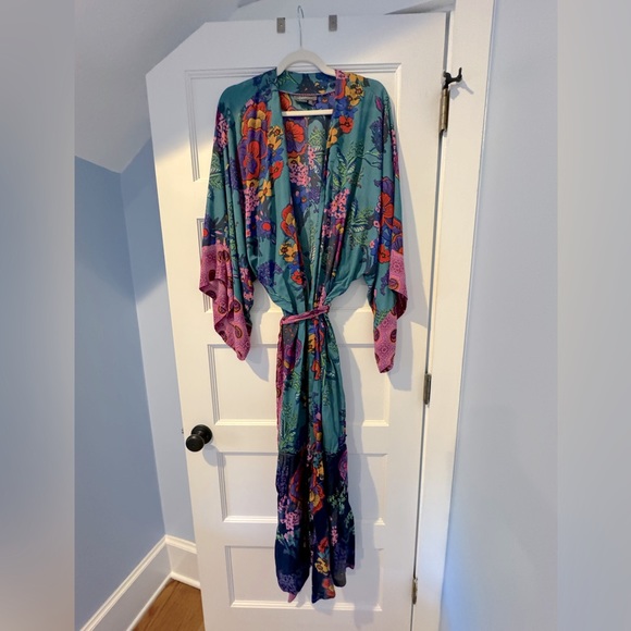 Anthropologie Other - Anthropologie Robe